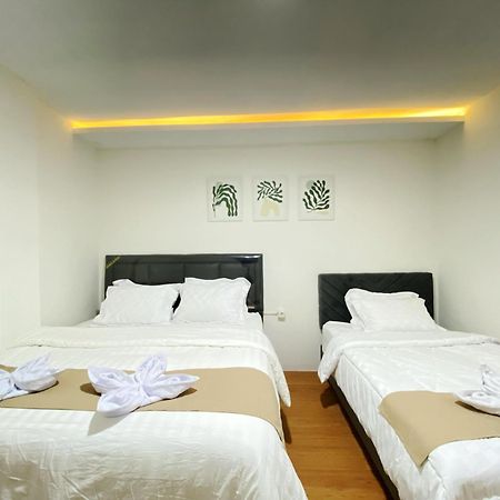 Double D Guesthouse Syariah Bukittinggi Exterior foto